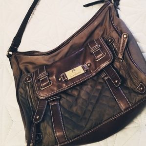 Shoulder purse